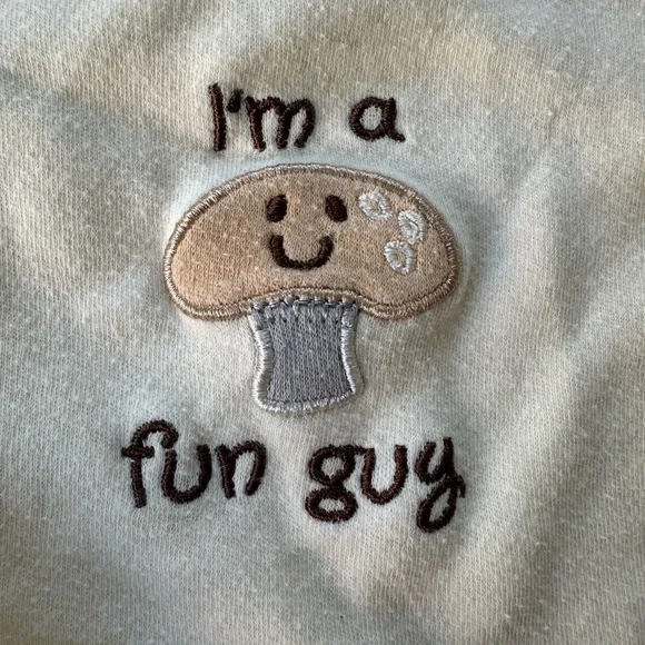 Touched By Nature - Veggie Pun Onsies, size 6-9 months - Picture 3 of 5